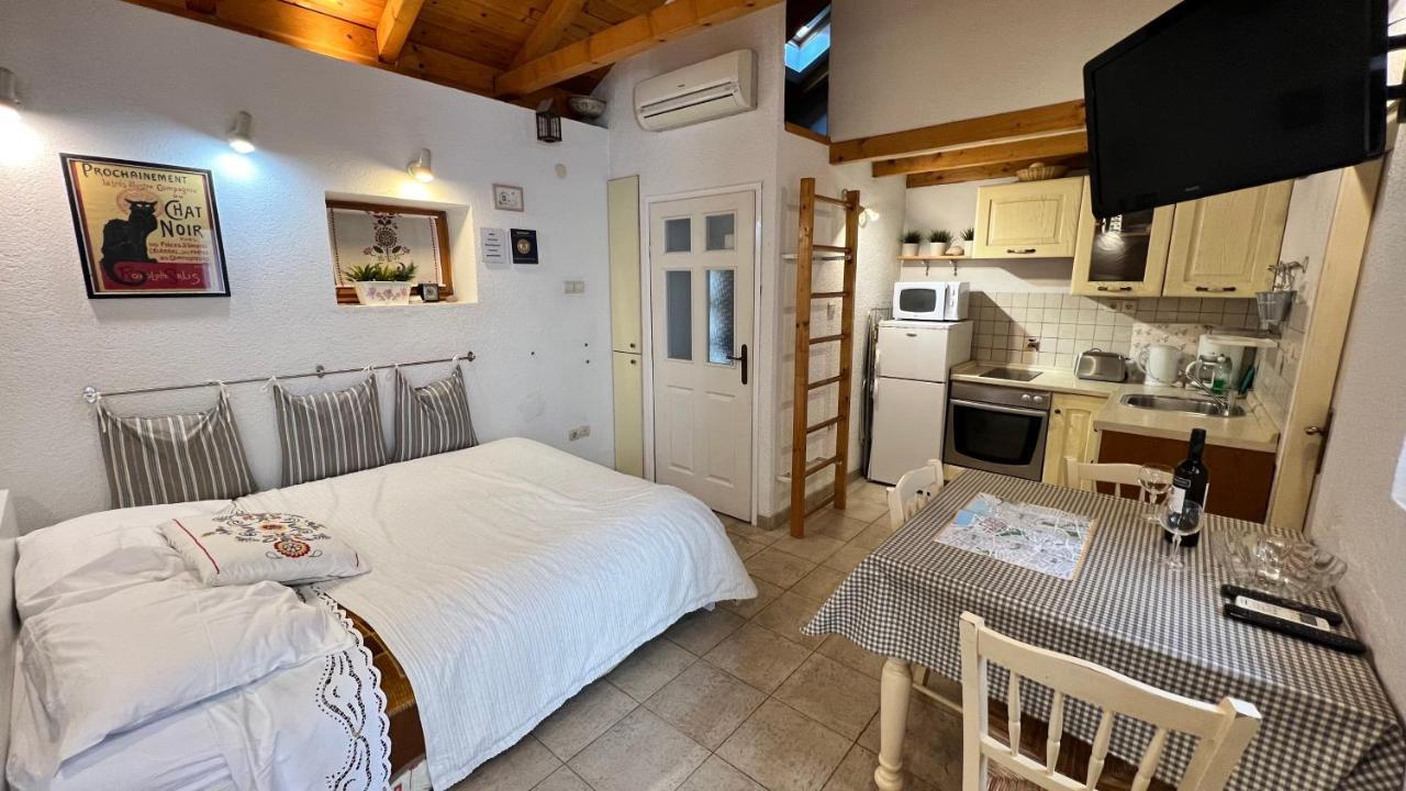 Studio Apartment Karlo Split Eksteriør billede