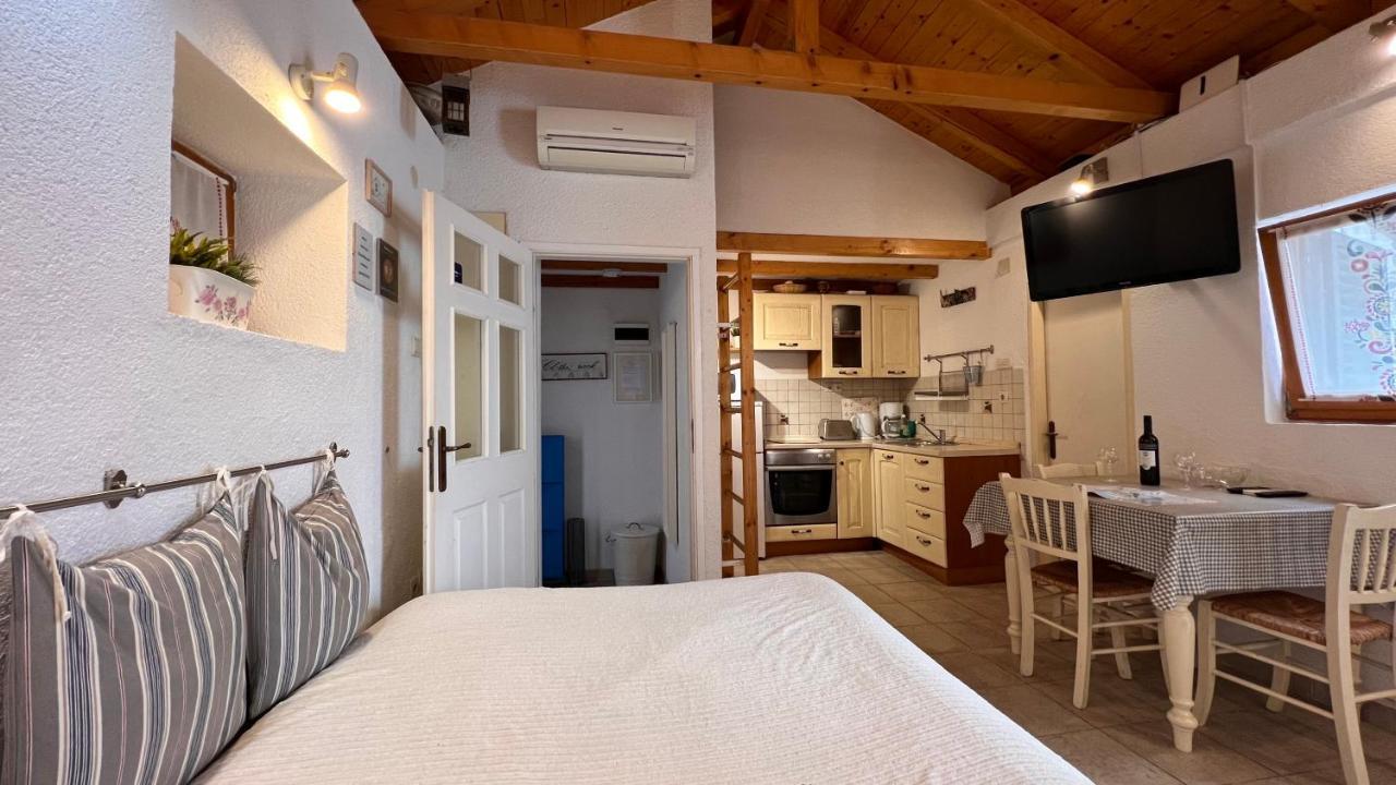 Studio Apartment Karlo Split Eksteriør billede