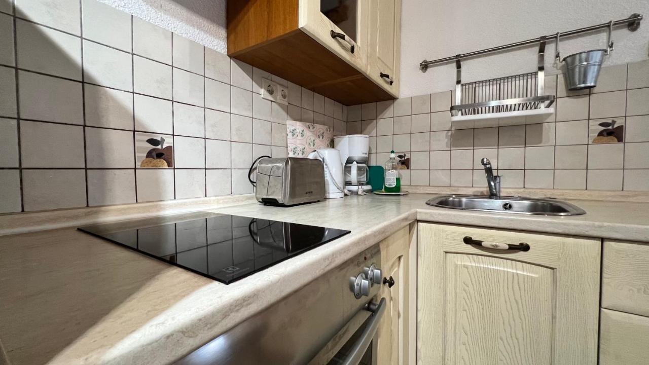 Studio Apartment Karlo Split Eksteriør billede