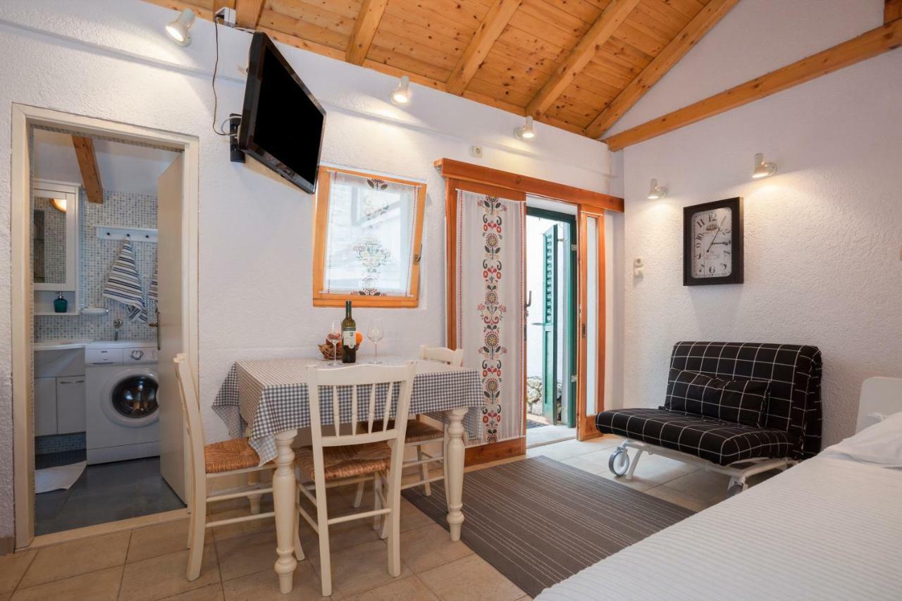 Studio Apartment Karlo Split Eksteriør billede